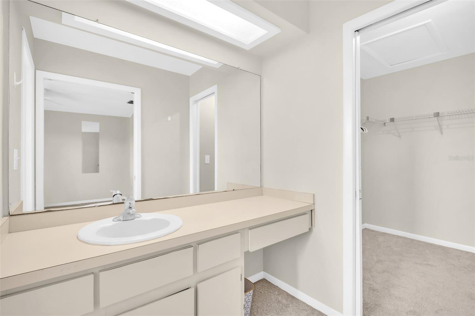 Image 22 of 29 For 1526 Chateaux De Ville Court