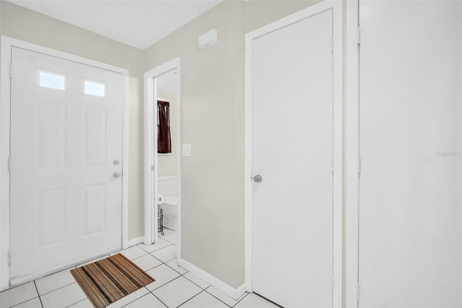 Image 8 of 29 For 1526 Chateaux De Ville Court