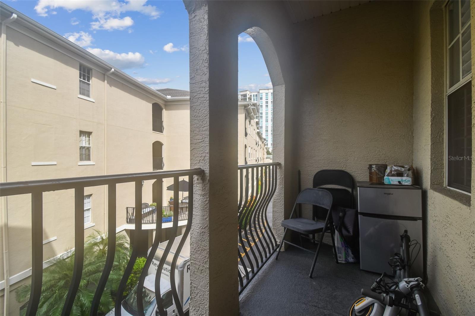 Image 27 of 36 For 501 Knights Run Avenue 1228