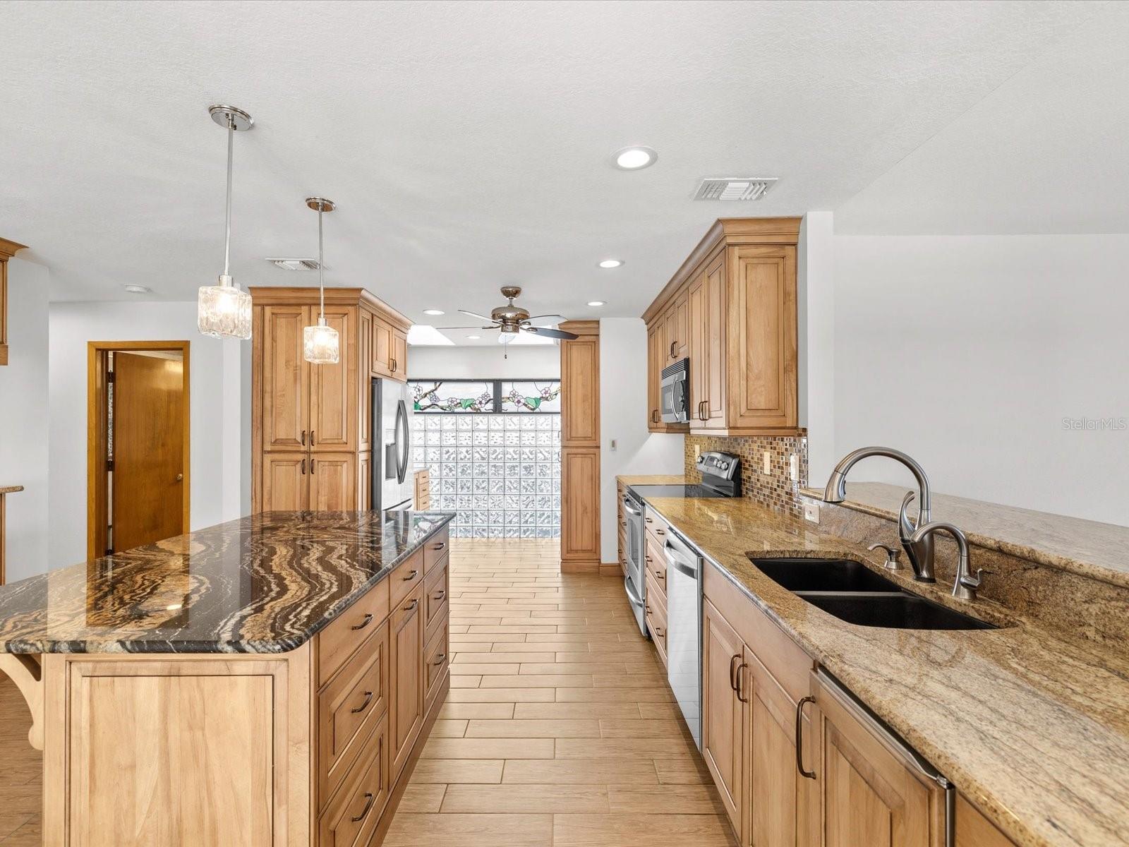 Image 13 of 93 For 5956 Seaside Drive