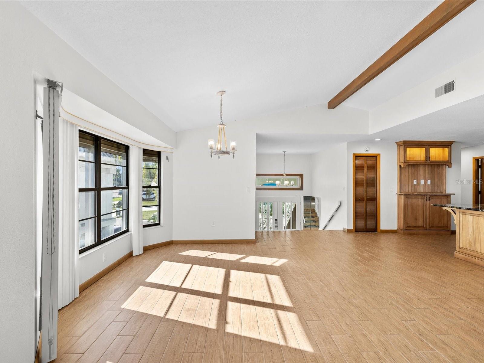 Image 20 of 93 For 5956 Seaside Drive