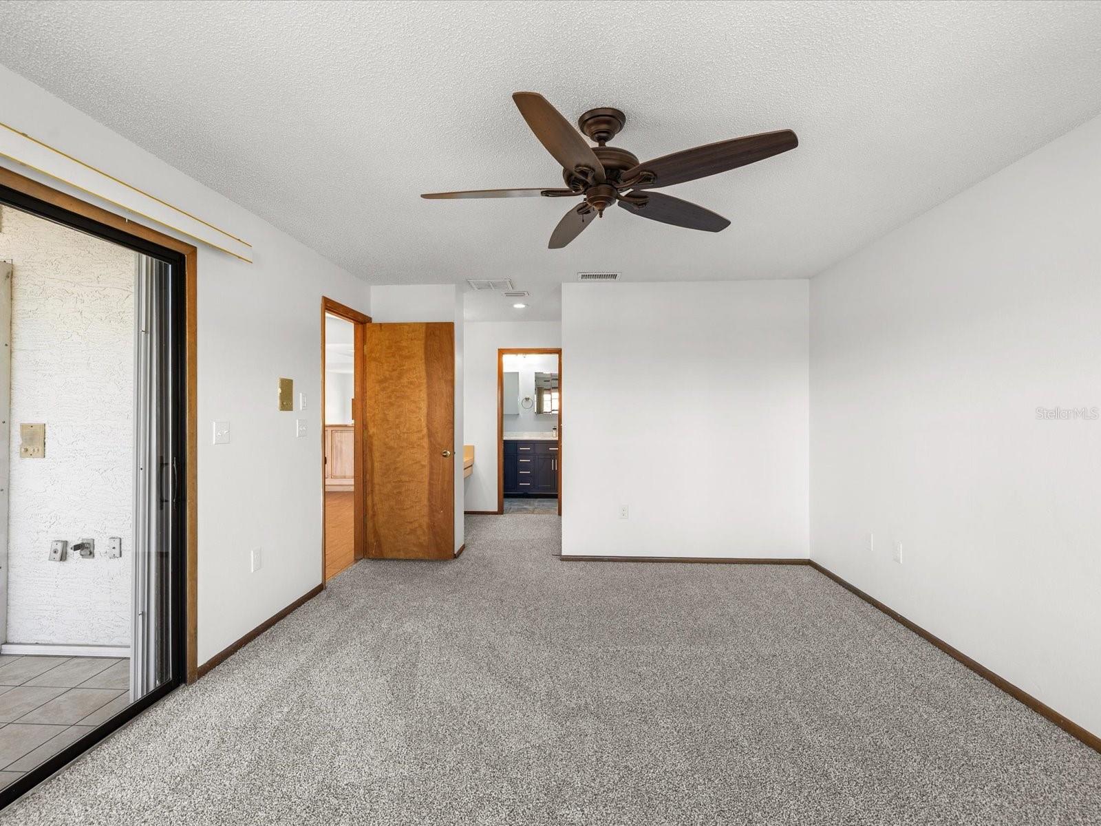 Image 33 of 93 For 5956 Seaside Drive