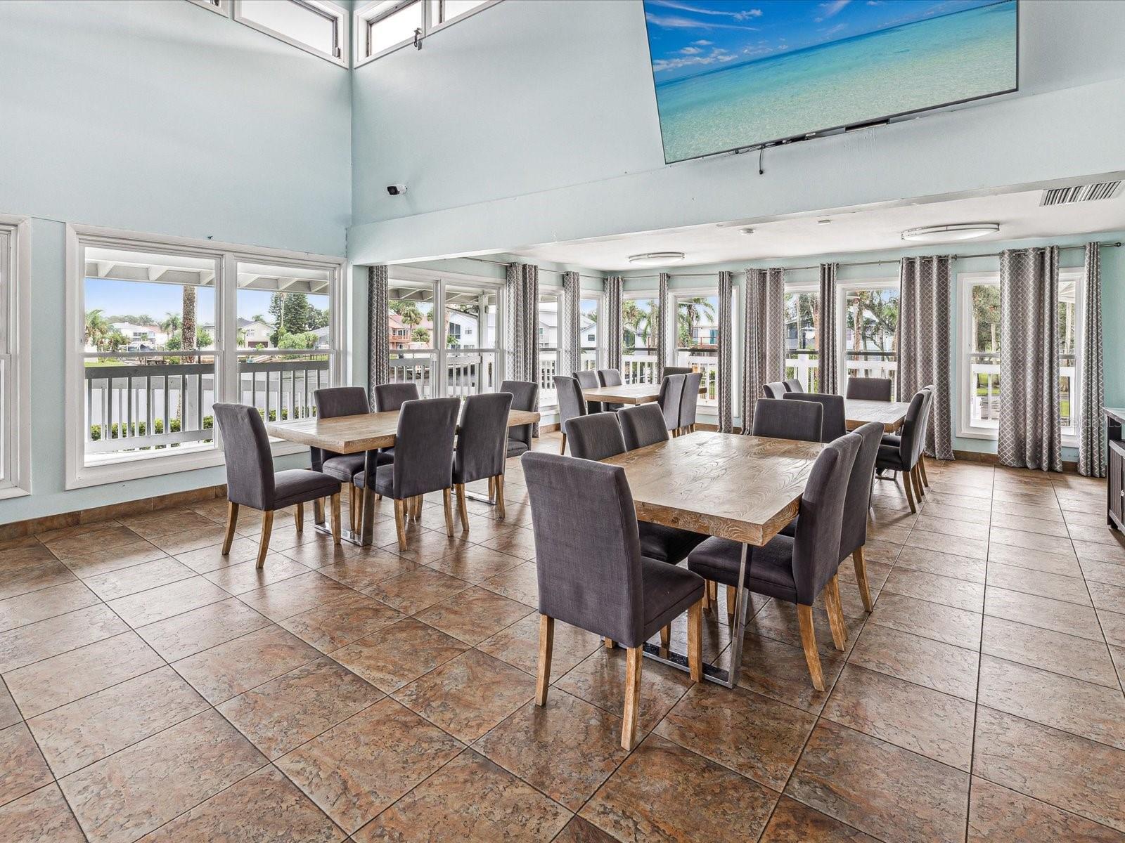 Image 78 of 93 For 5956 Seaside Drive