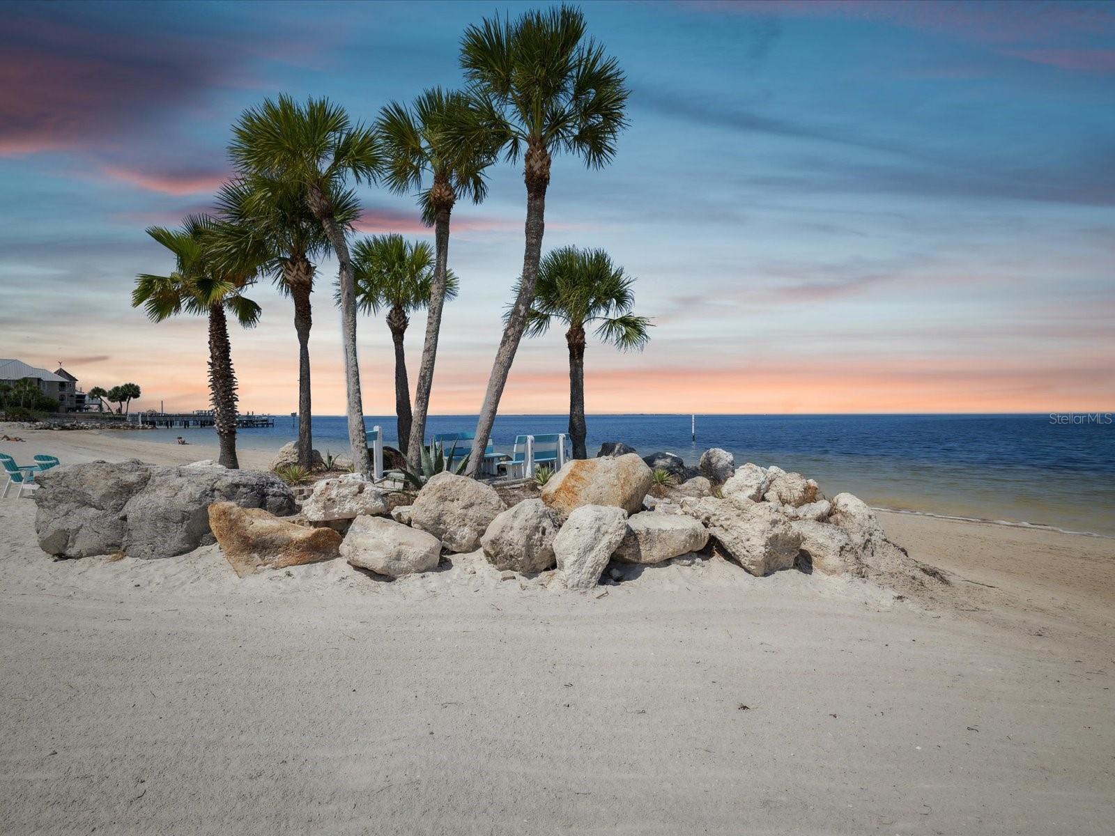 Image 90 of 93 For 5956 Seaside Drive