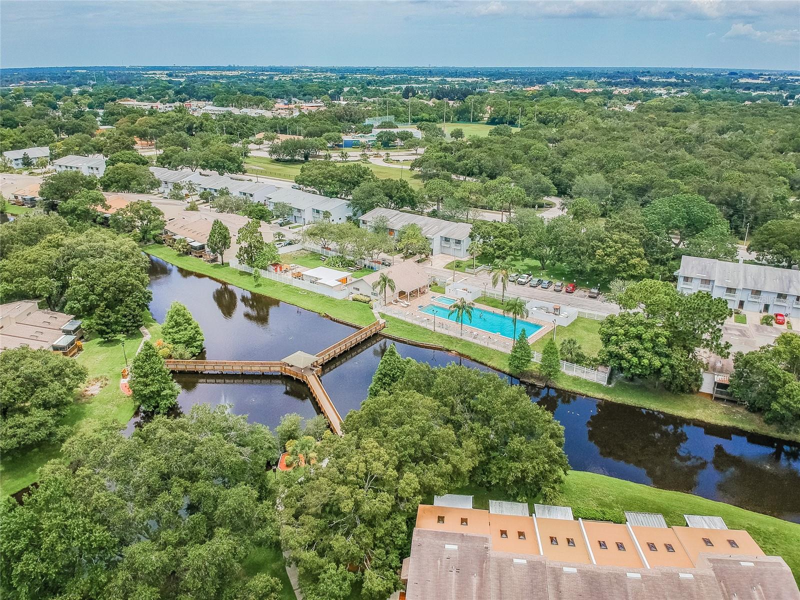 Image 17 of 21 For 6435 92nd Place 904