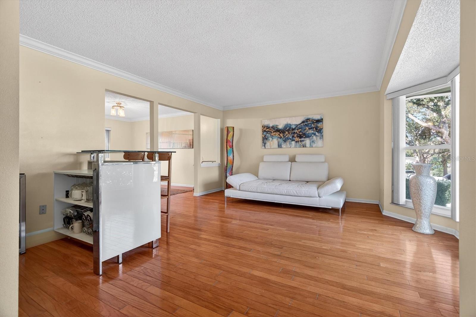 Listing photo id 9 for 88 Harbor Oaks Circle