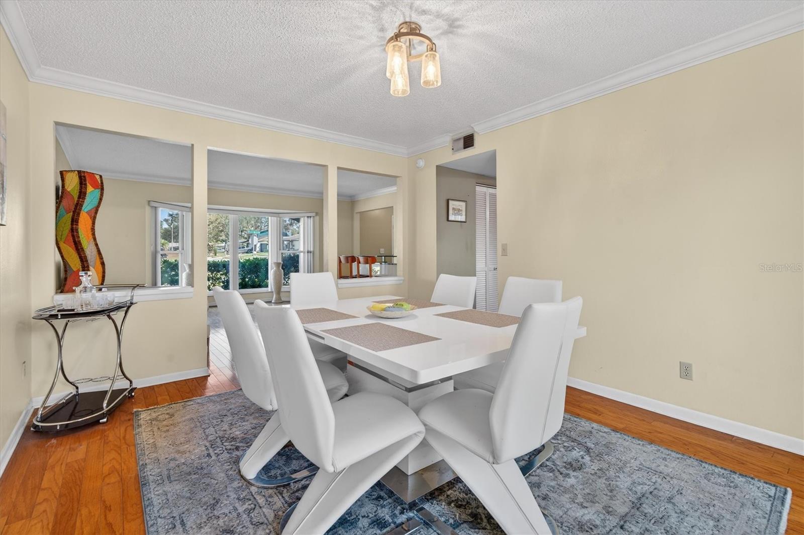 Listing photo id 14 for 88 Harbor Oaks Circle