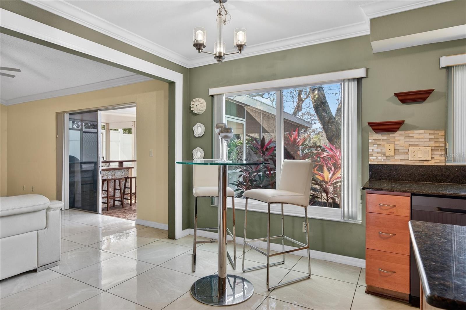 Listing photo id 20 for 88 Harbor Oaks Circle