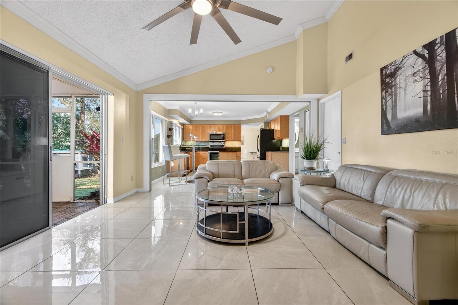 Listing photo id 23 for 88 Harbor Oaks Circle