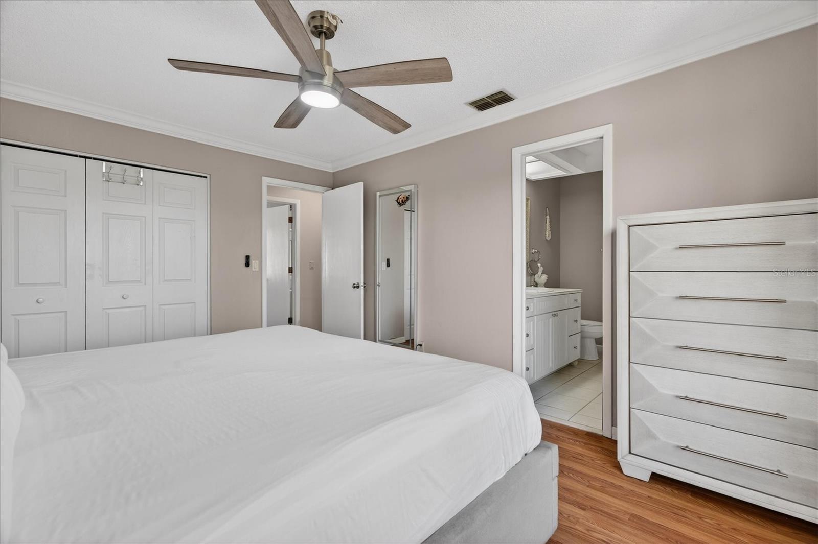 Listing photo id 38 for 88 Harbor Oaks Circle