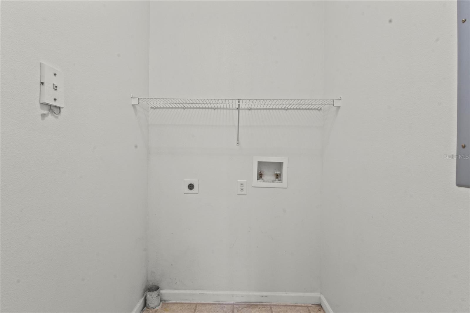 Image 17 of 28 For 4802 51st Street W 416