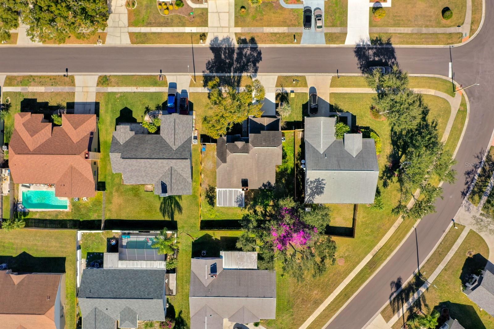 Image 28 of 32 For 1504 Storington Avenue