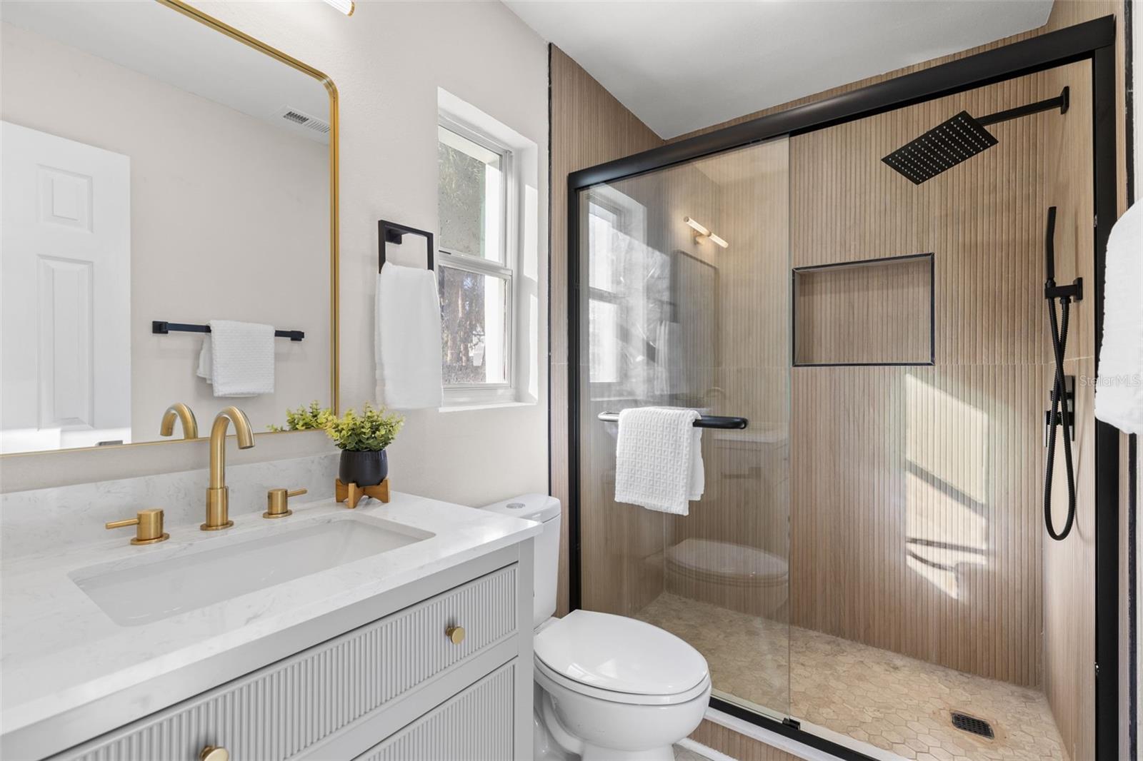 Image 15 of 25 For 7301 West Shore Boulevard