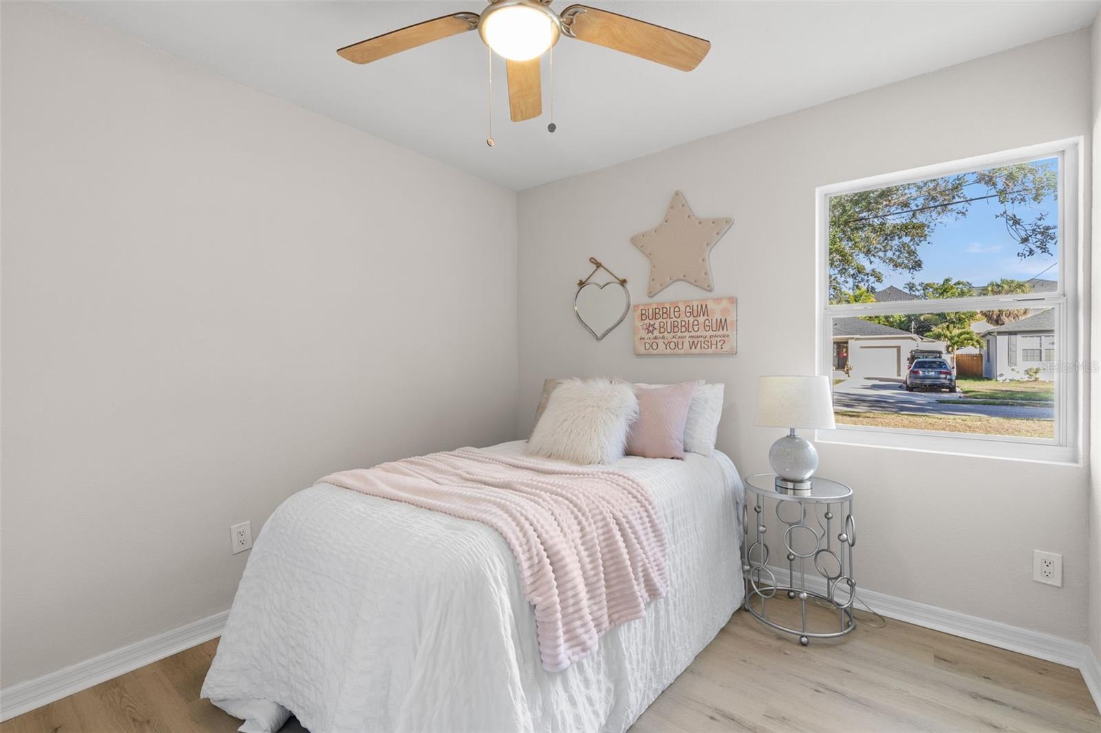 Image 18 of 25 For 7301 West Shore Boulevard