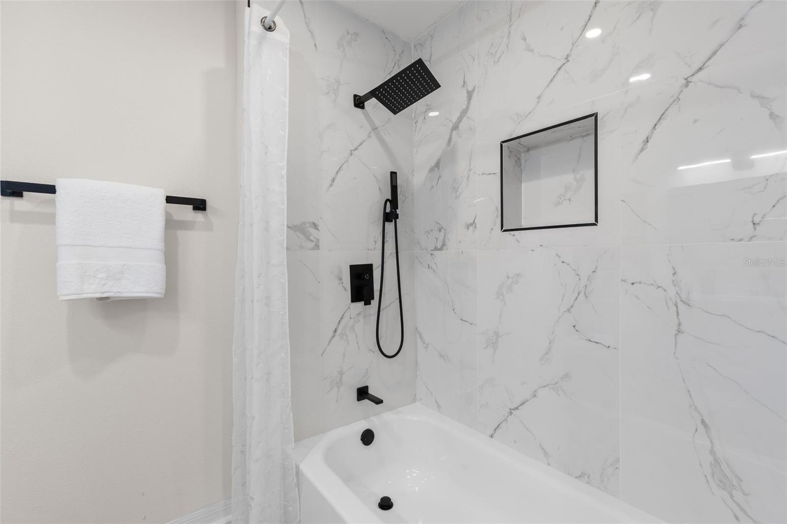 Image 20 of 25 For 7301 West Shore Boulevard