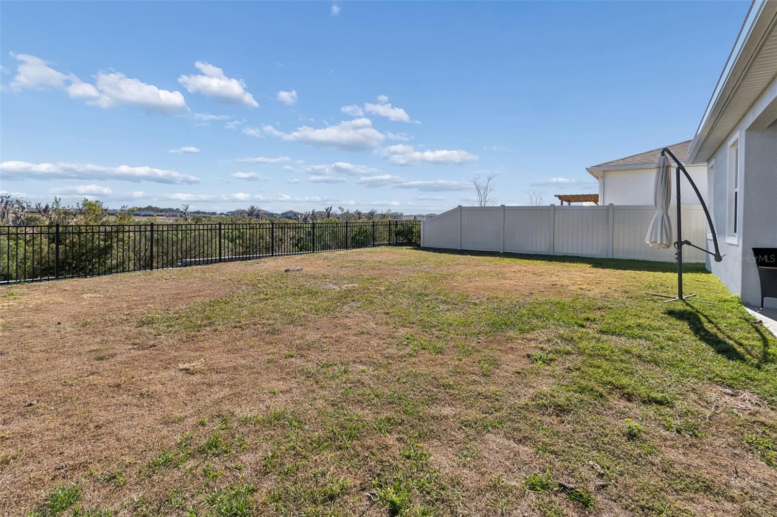 Image 13 of 75 For 9882 Shoreline View Way