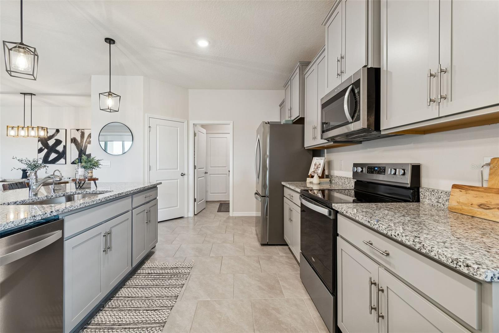 Image 34 of 75 For 9882 Shoreline View Way