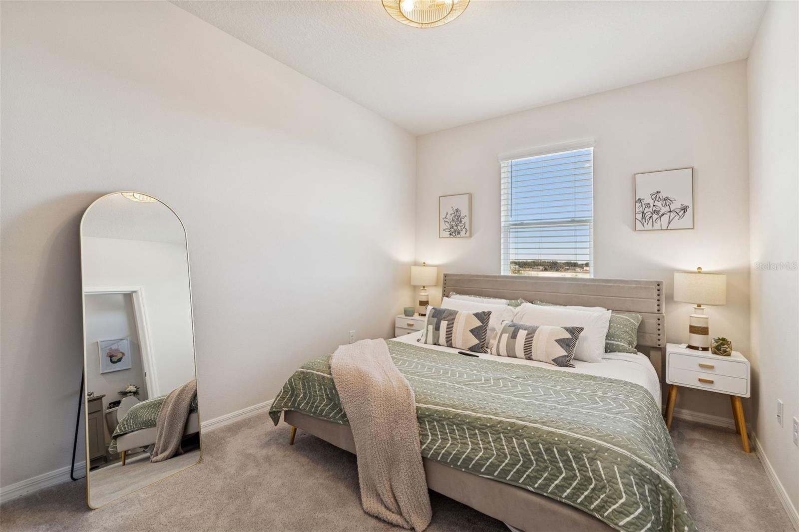 Image 43 of 75 For 9882 Shoreline View Way