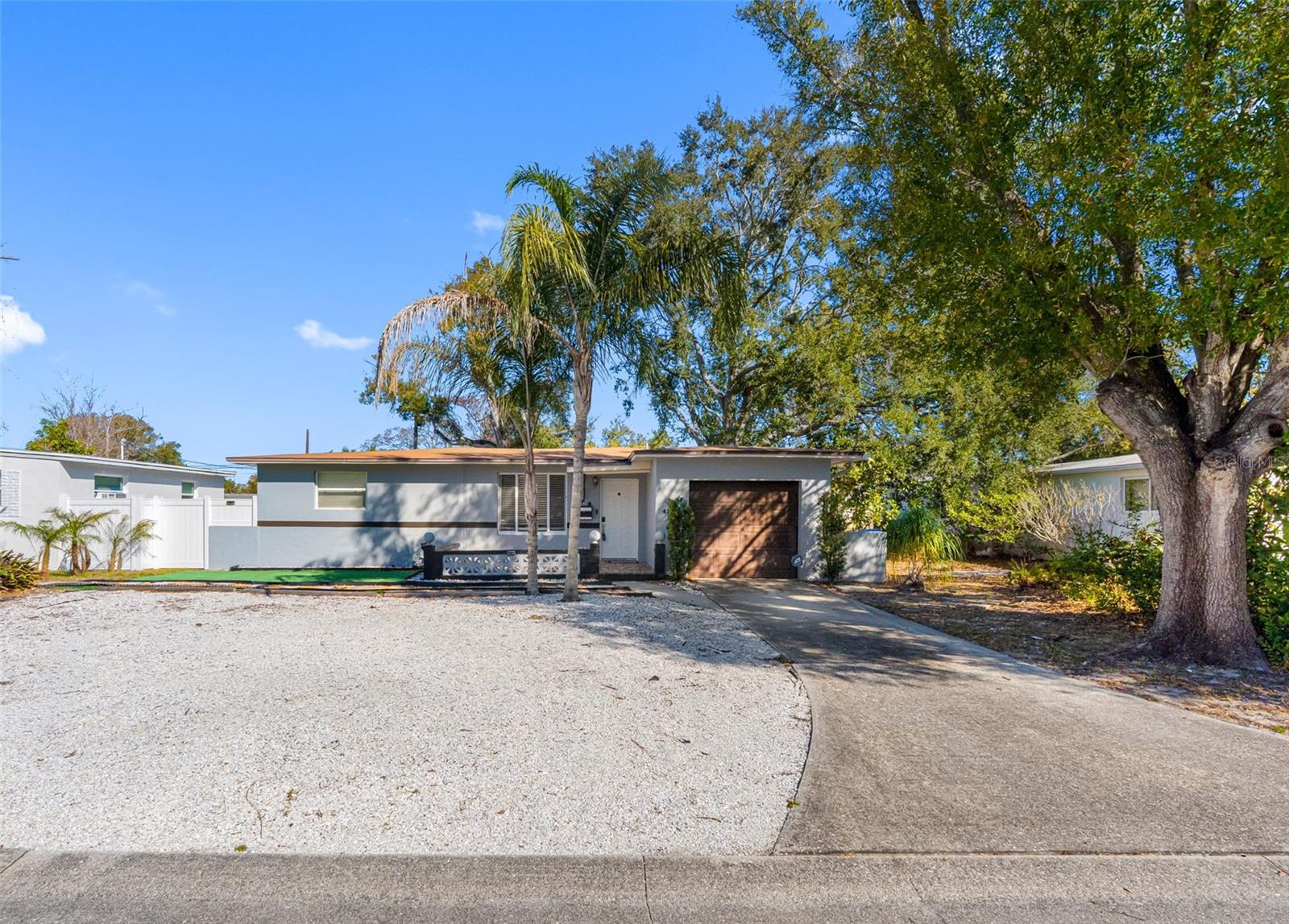 Image 2 of 22 For 4711 28th Avenue N