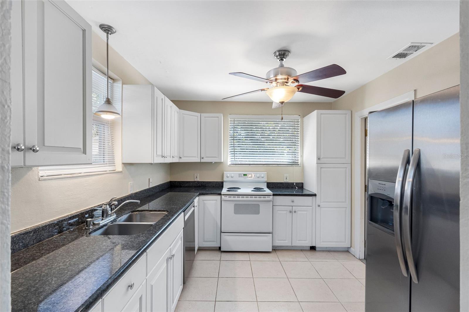 Image 6 of 22 For 4711 28th Avenue N