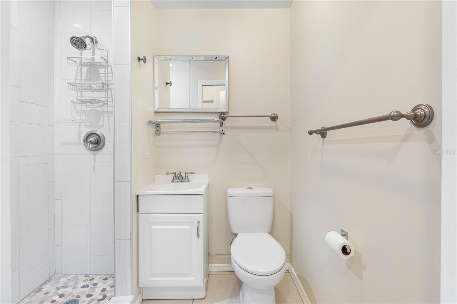 Image 8 of 22 For 4711 28th Avenue N