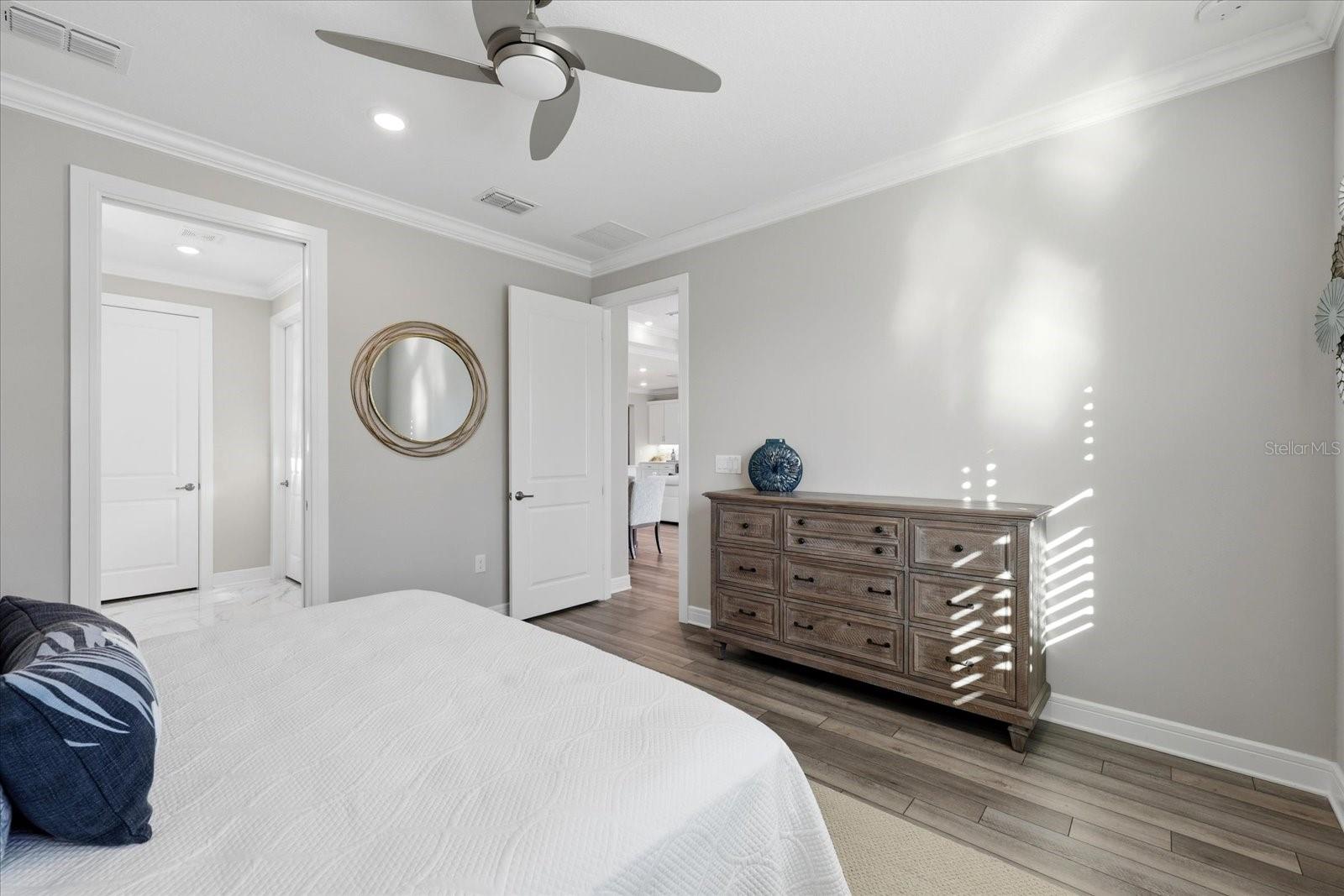 Image 33 of 87 For 5356 Blue Crush Bend