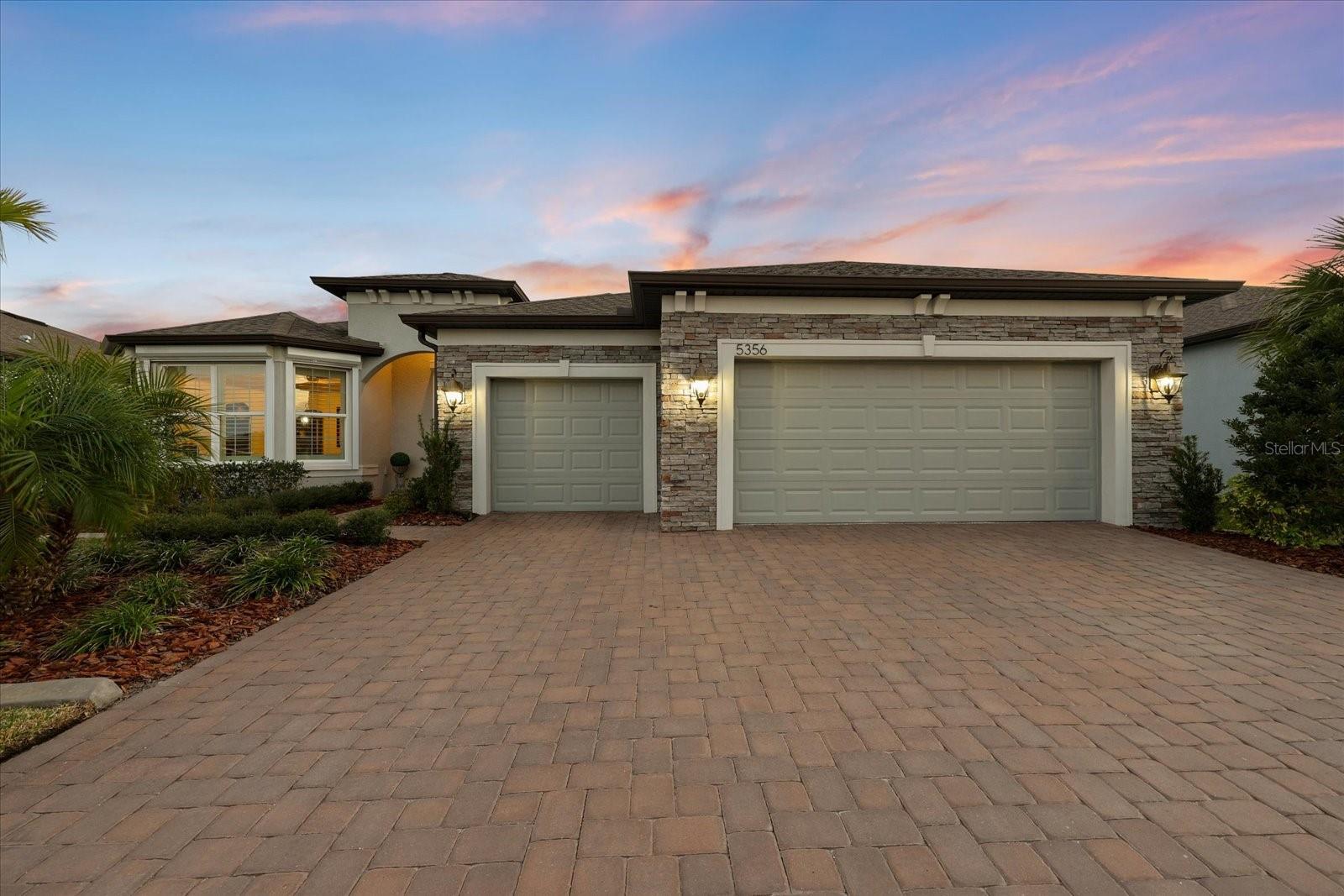 Image 8 of 87 For 5356 Blue Crush Bend