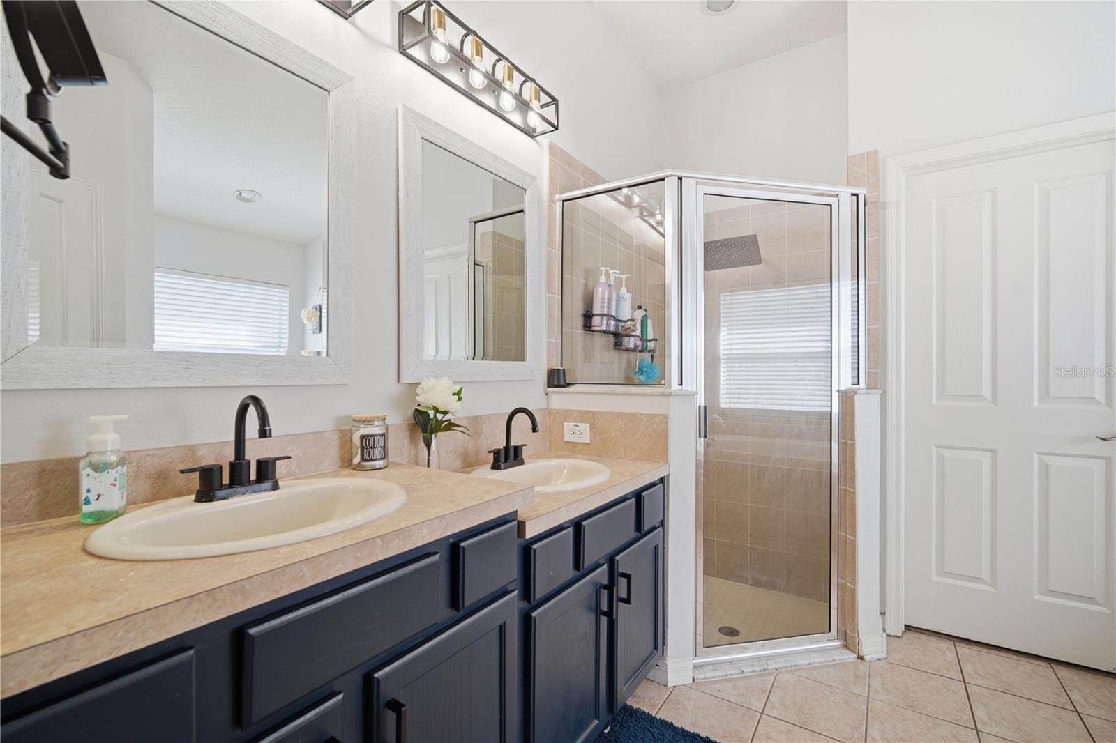 Image 14 of 72 For 6325 Bridgecrest Drive