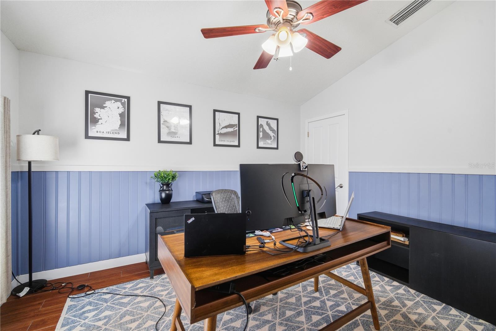 Image 21 of 72 For 6325 Bridgecrest Drive