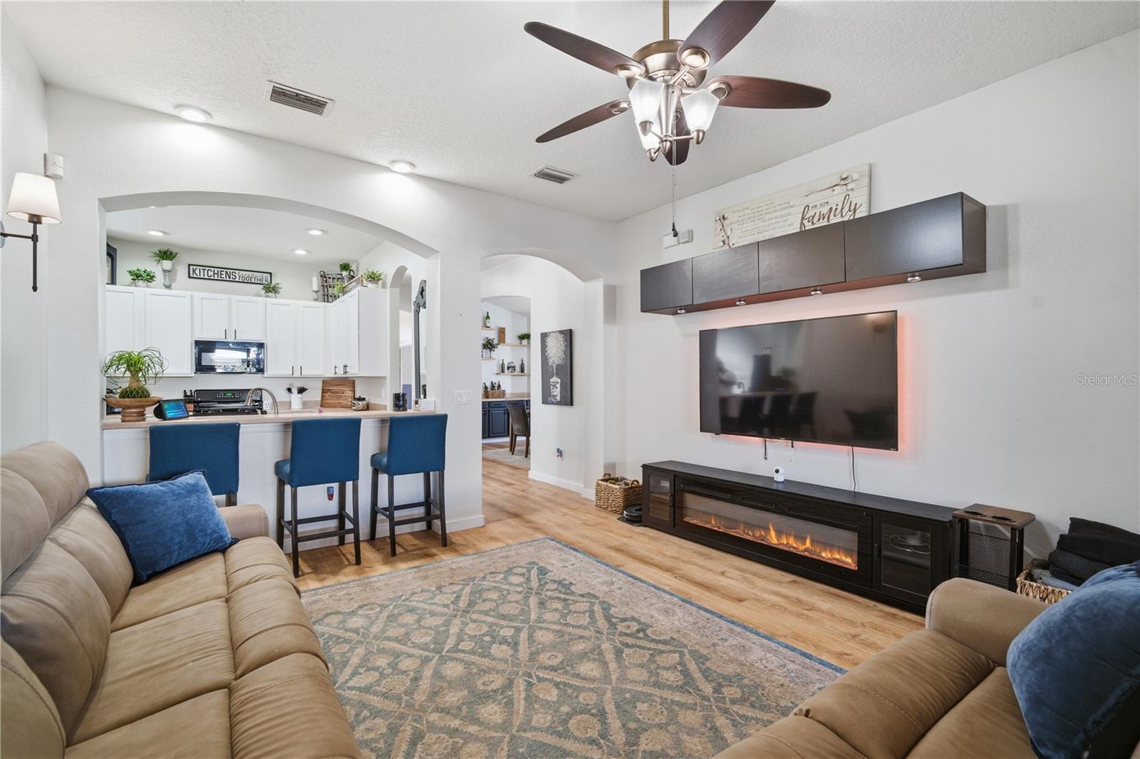 Image 40 of 72 For 6325 Bridgecrest Drive