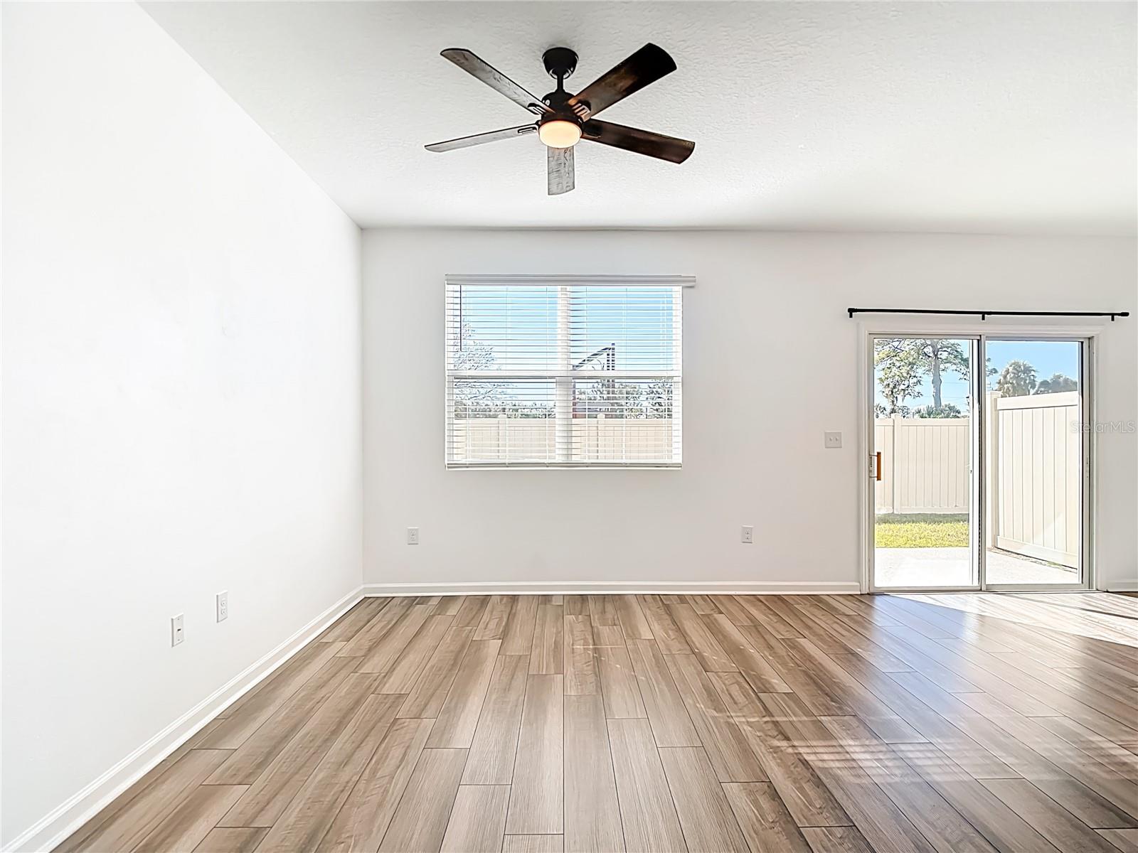 Image 15 of 49 For 6221 Bucket Court