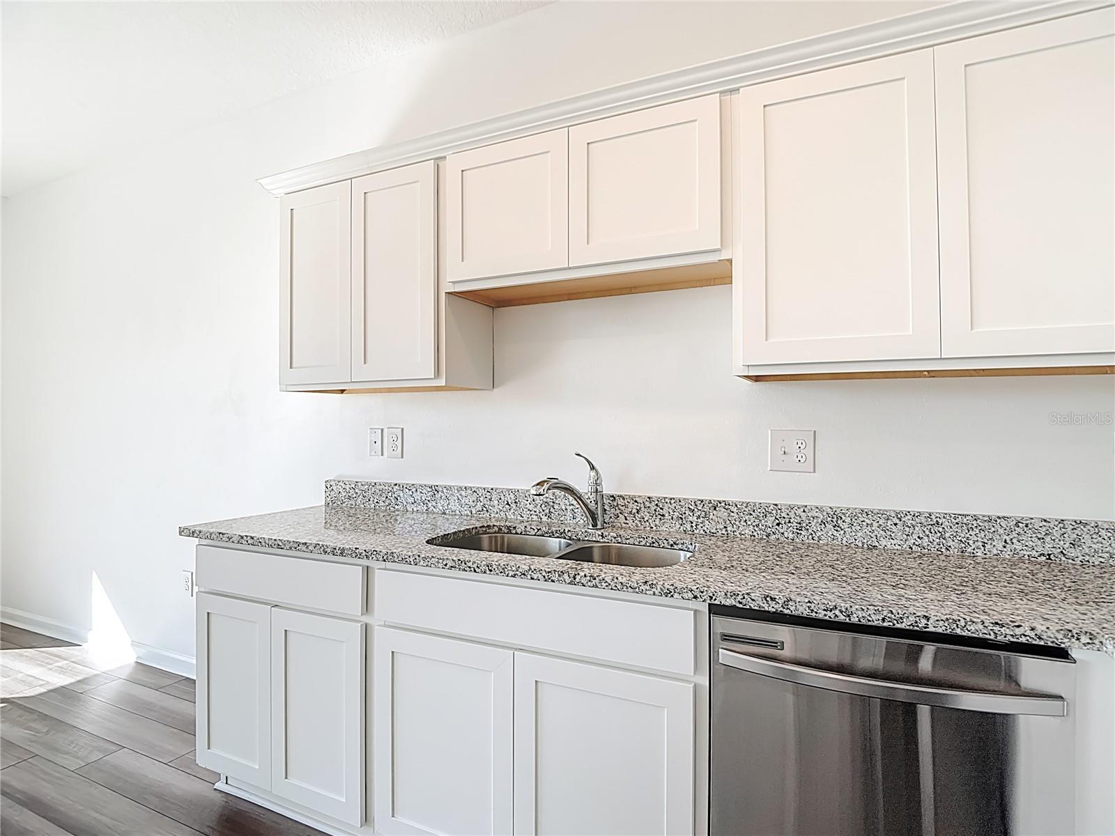 Image 18 of 49 For 6221 Bucket Court