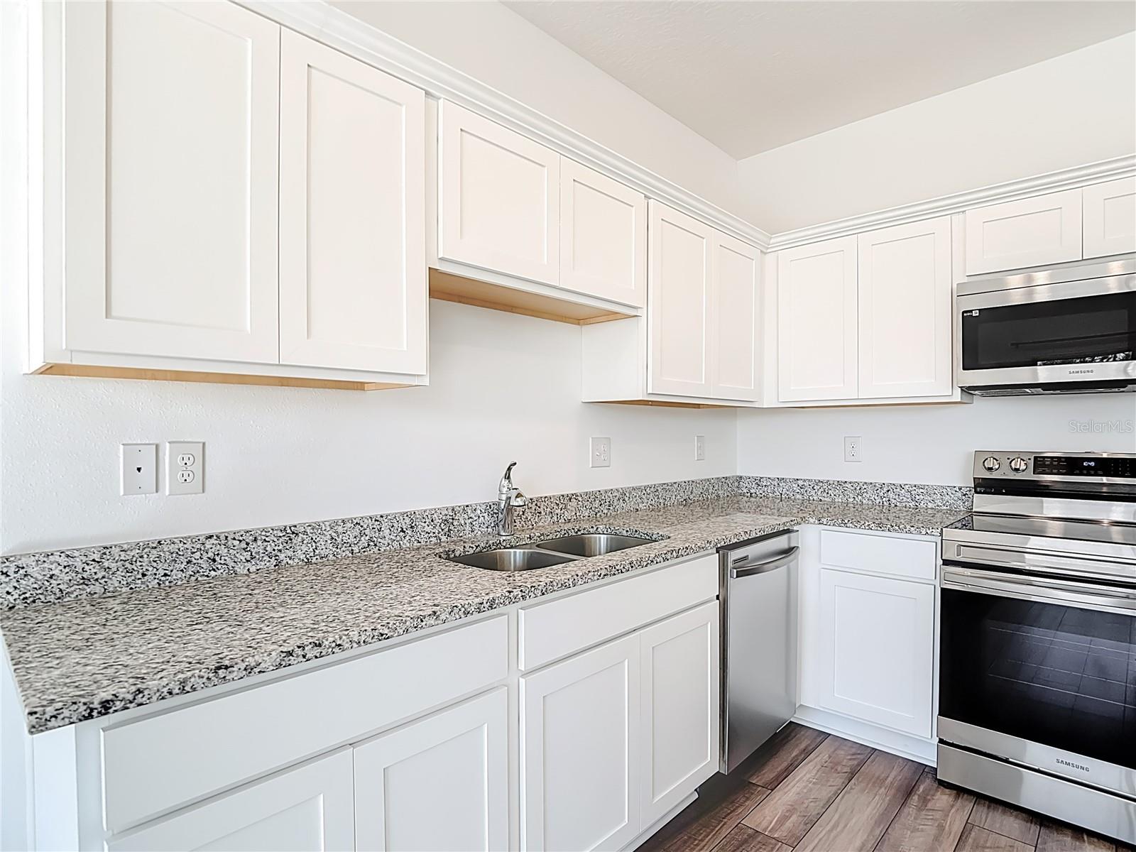 Image 19 of 49 For 6221 Bucket Court