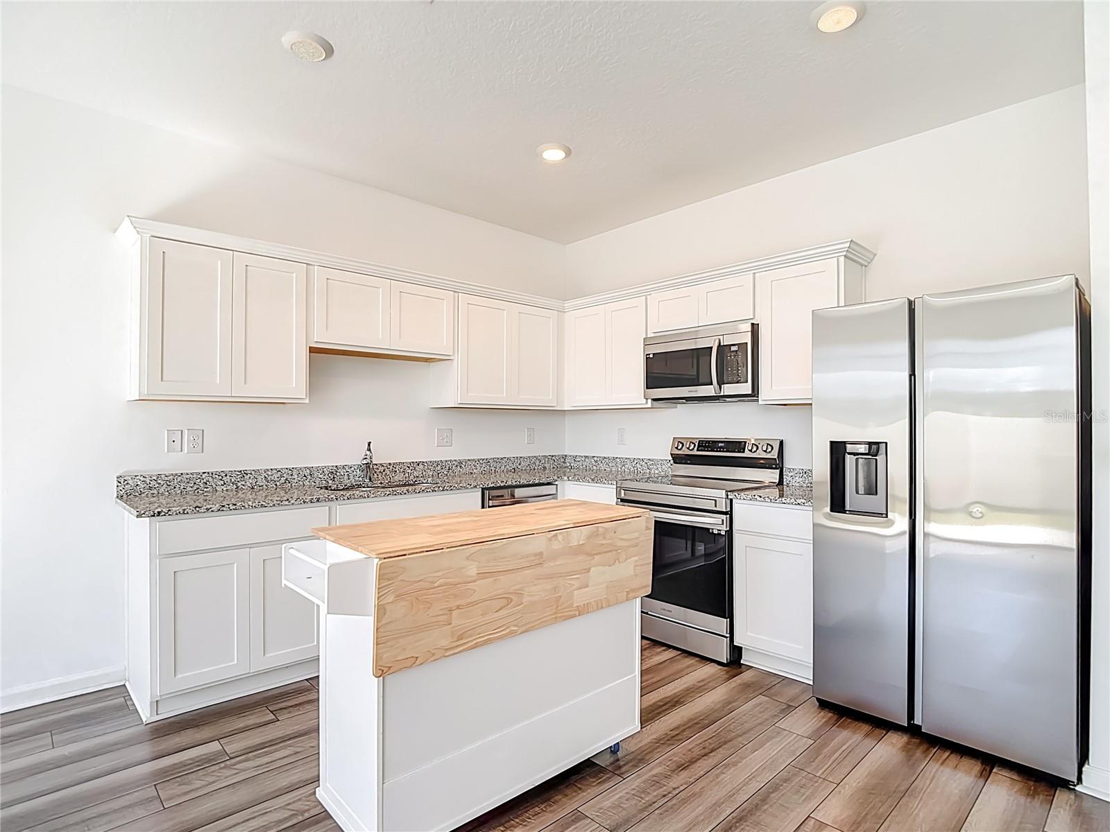 Image 2 of 49 For 6221 Bucket Court