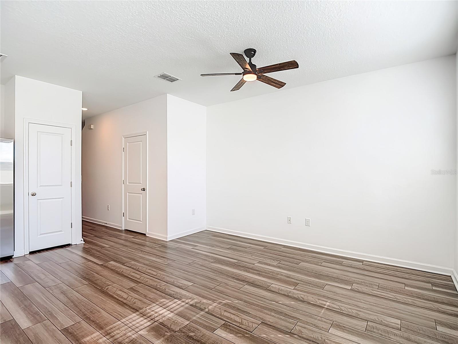 Image 24 of 49 For 6221 Bucket Court