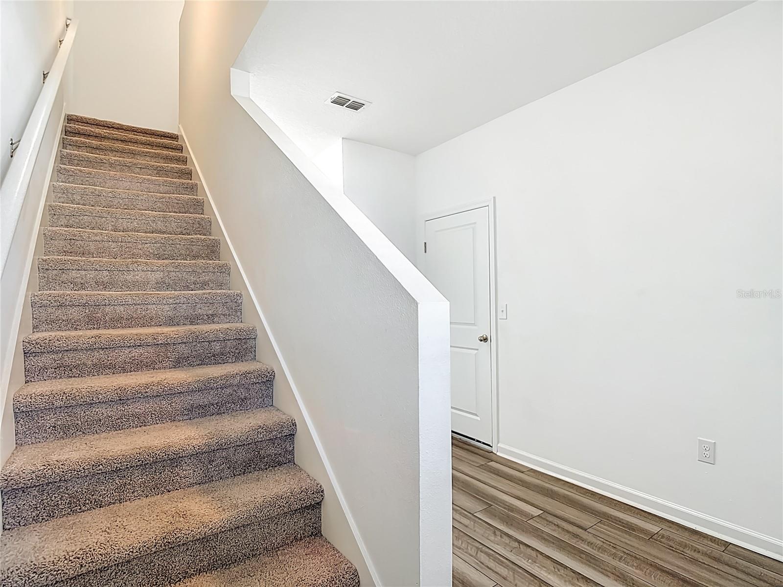 Image 29 of 49 For 6221 Bucket Court