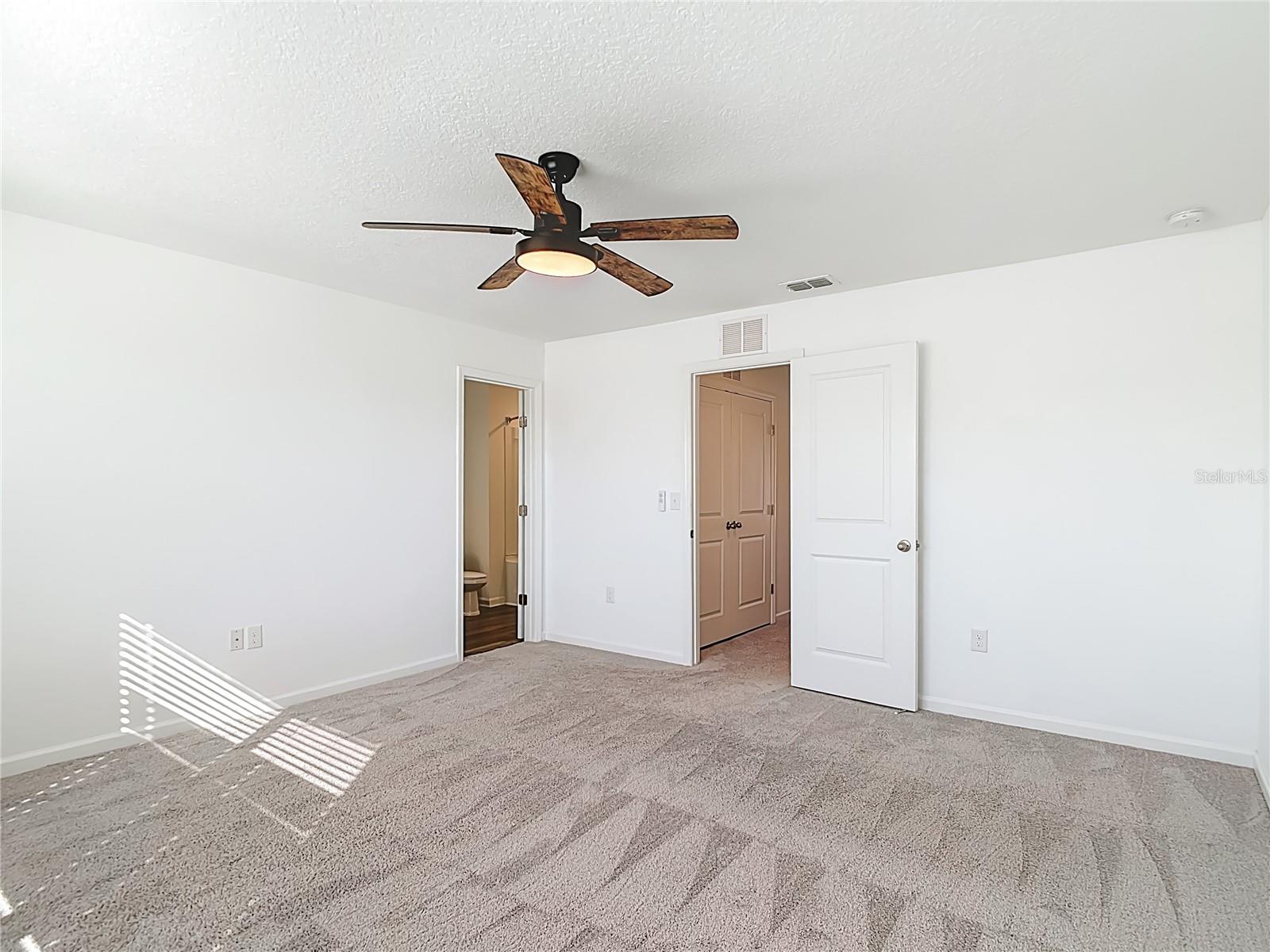 Image 34 of 49 For 6221 Bucket Court