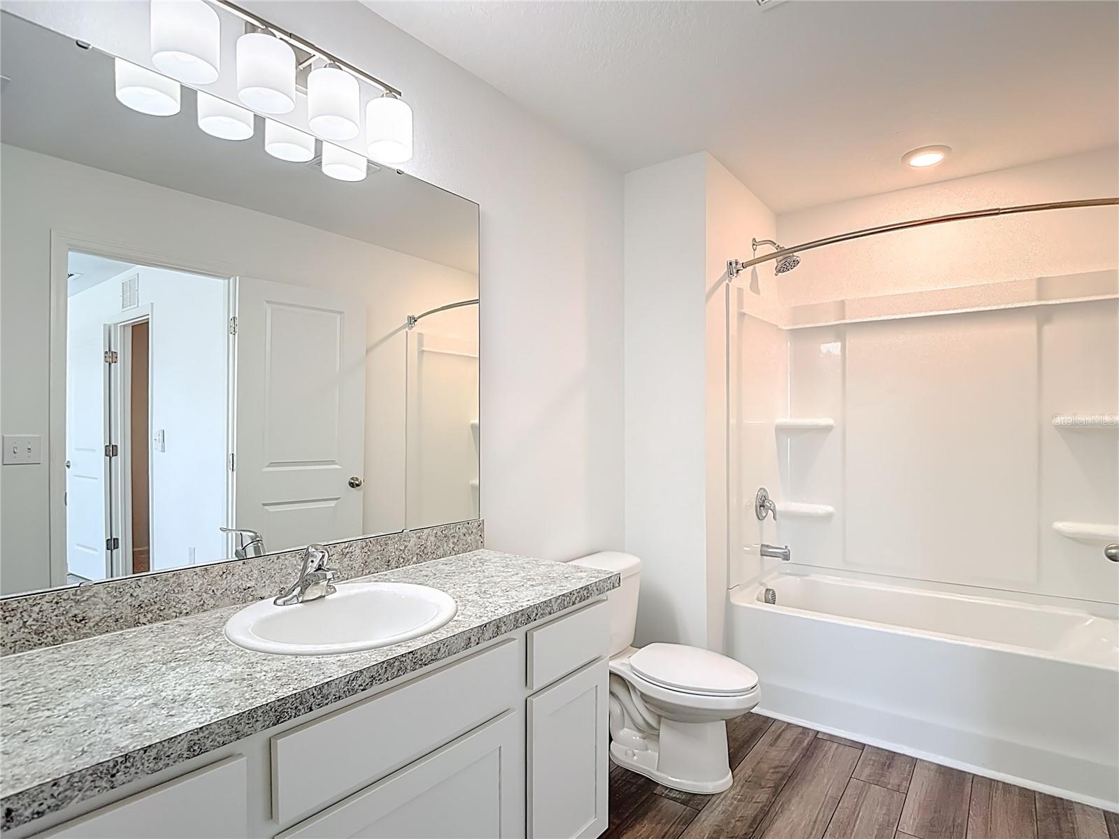 Image 4 of 49 For 6221 Bucket Court