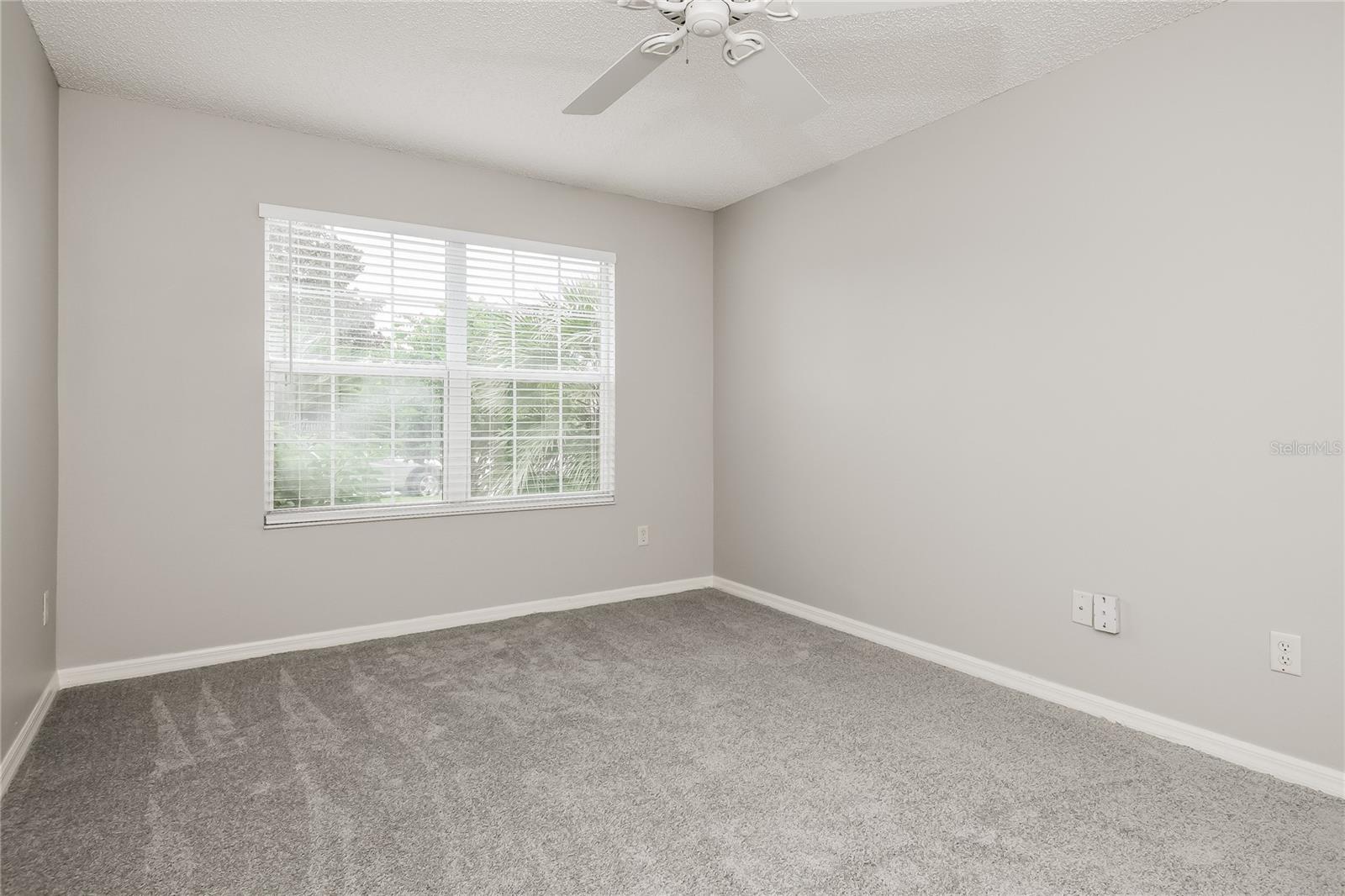 Image 12 of 22 For 952 Talapia Loop