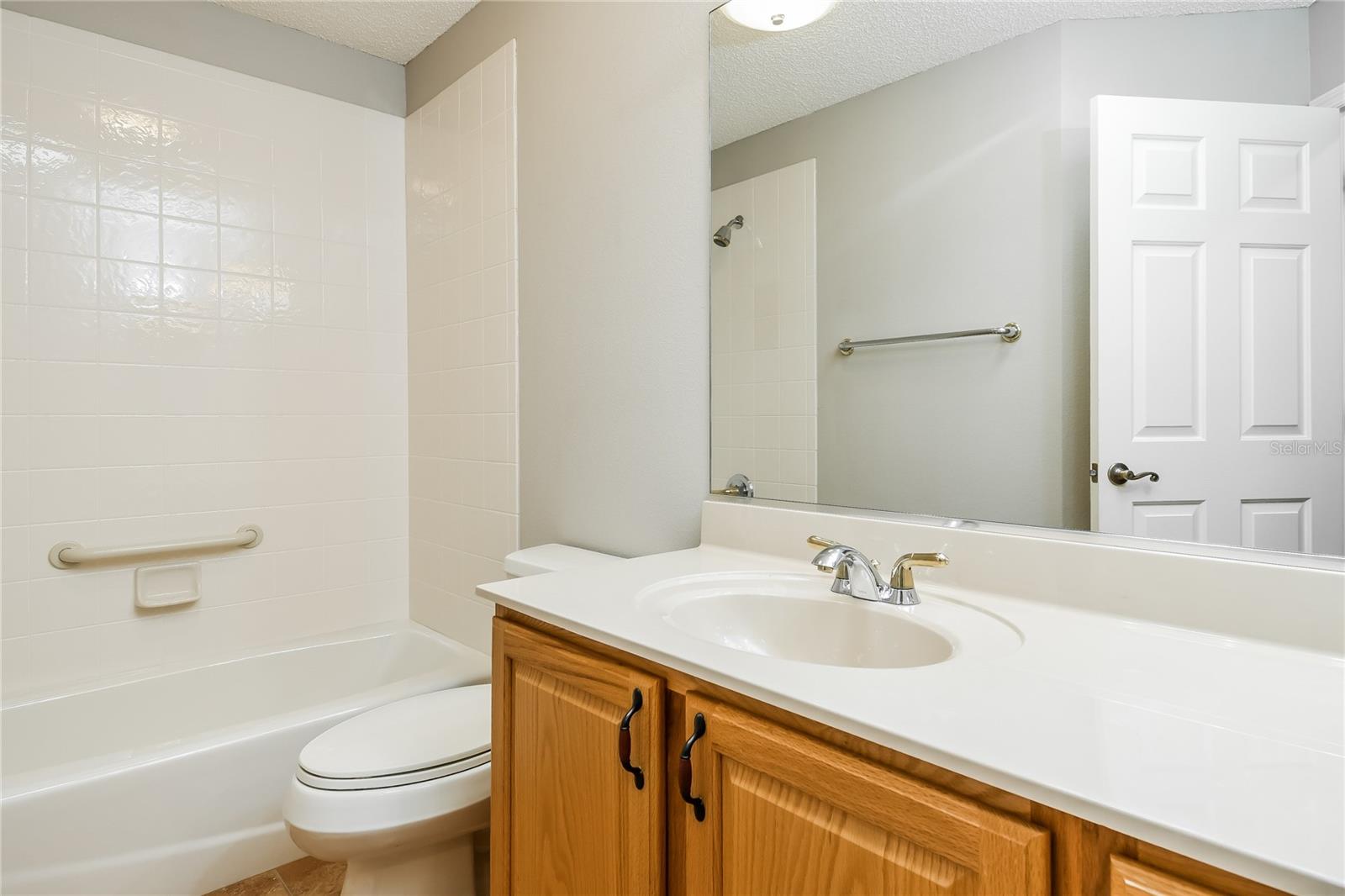 Image 13 of 22 For 952 Talapia Loop