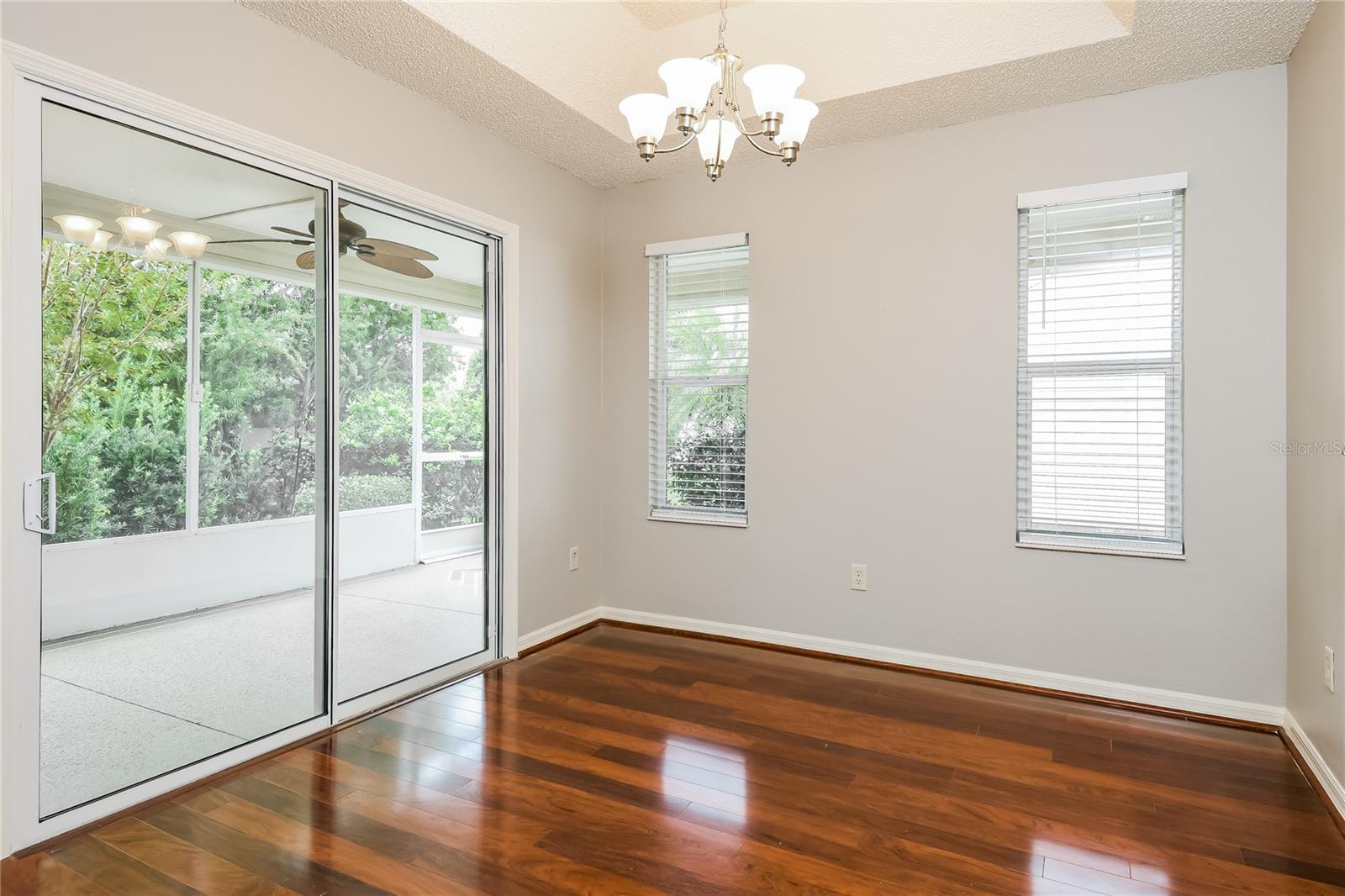 Image 14 of 22 For 952 Talapia Loop