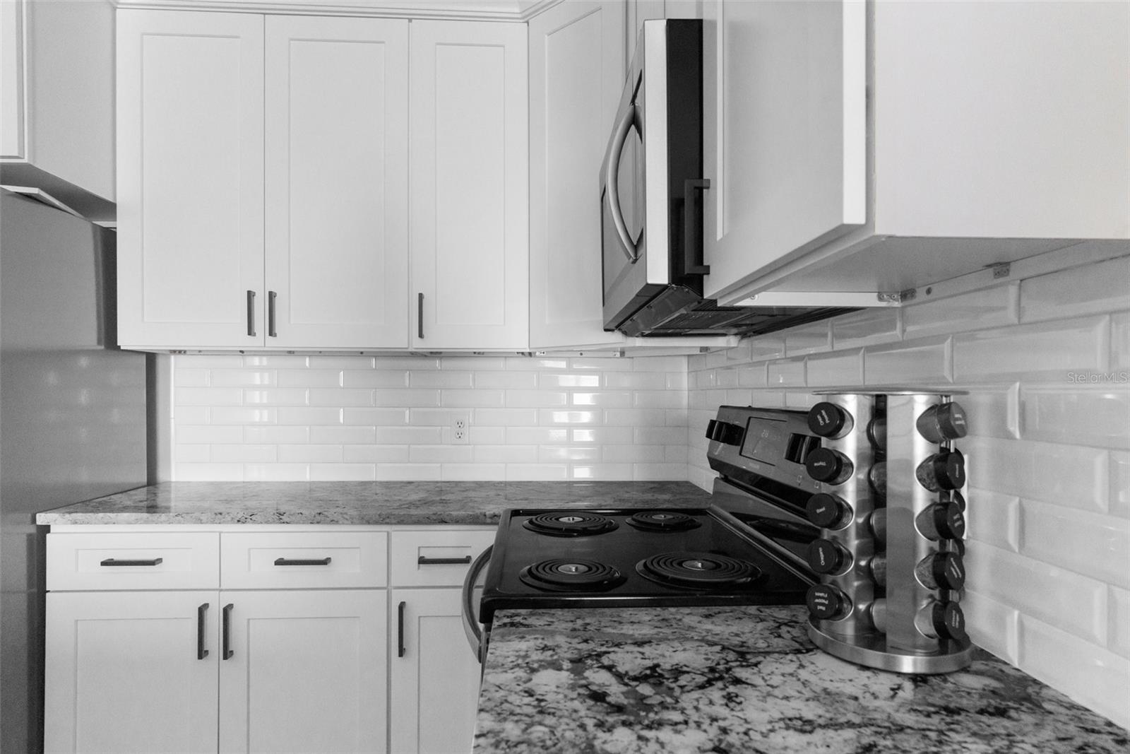 Image 11 of 26 For 13119 Topflite Court