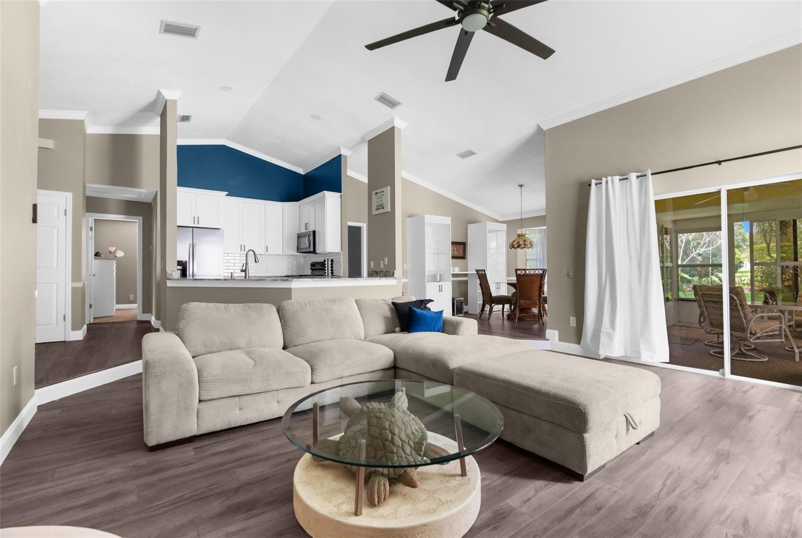 Image 6 of 26 For 13119 Topflite Court