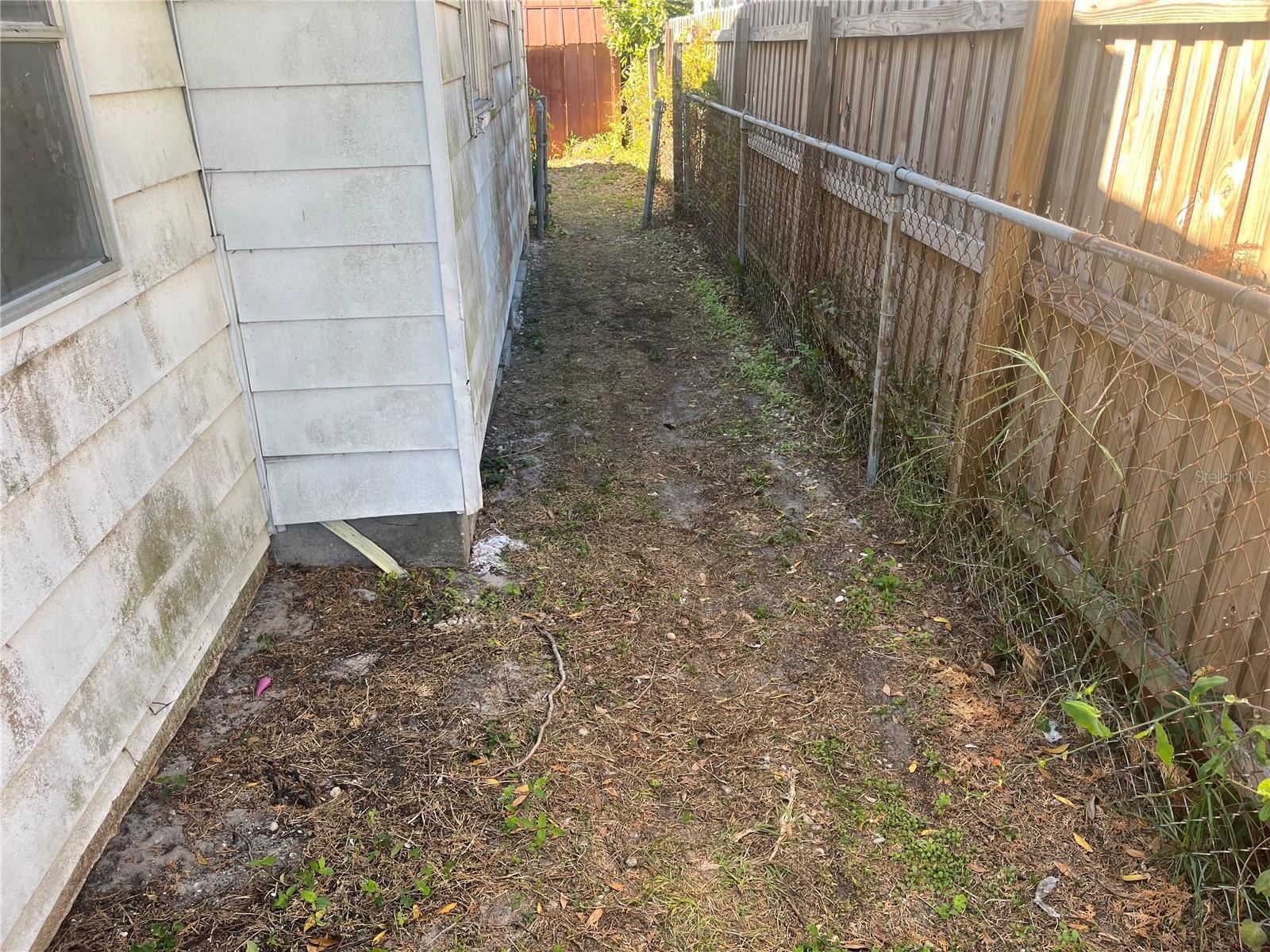 Image 7 of 13 For 5520 35th Way N