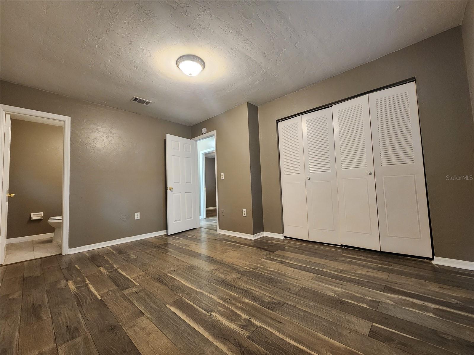 Image 10 of 11 For 17184 240th Terrace