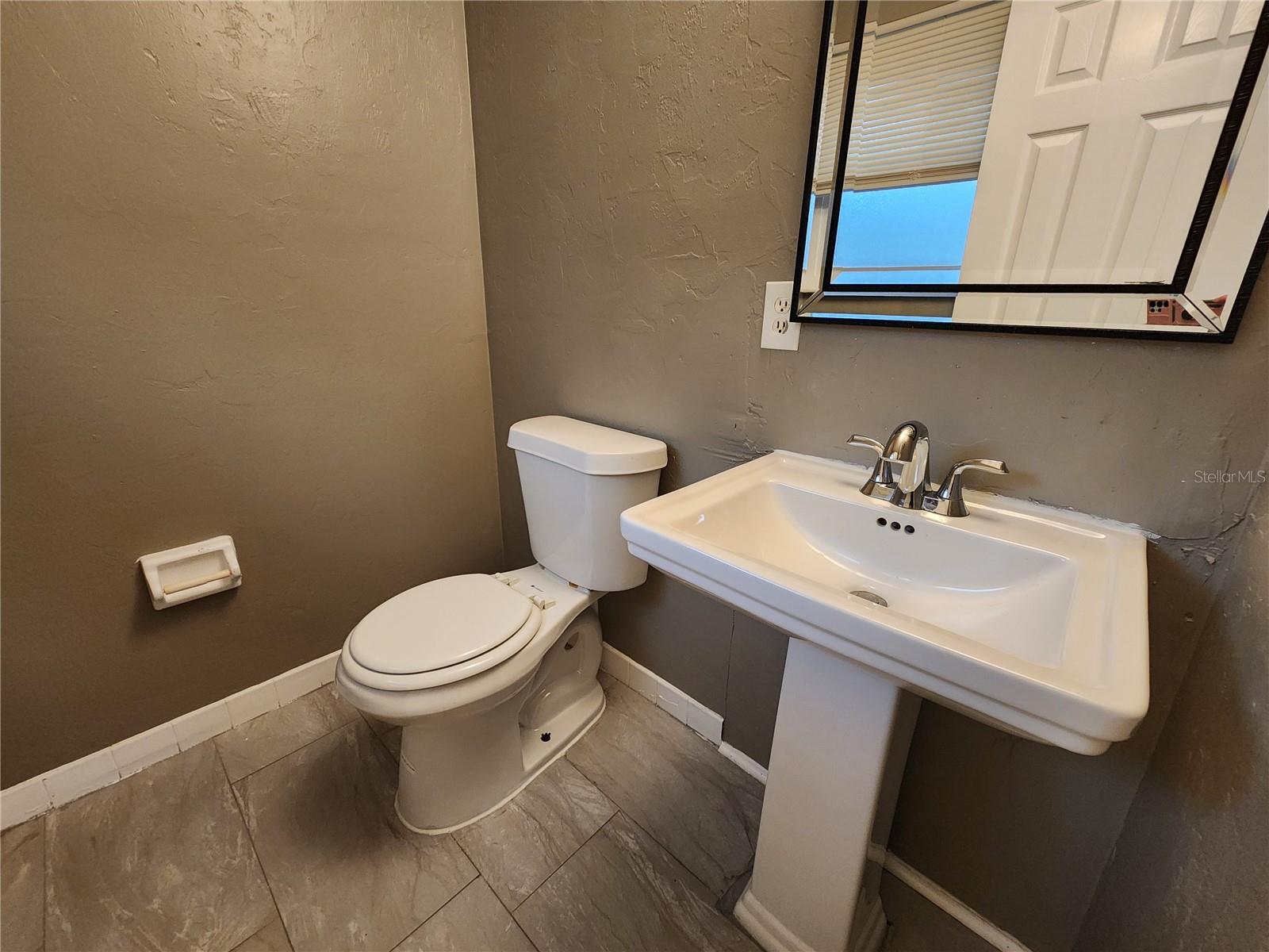 Image 11 of 11 For 17184 240th Terrace