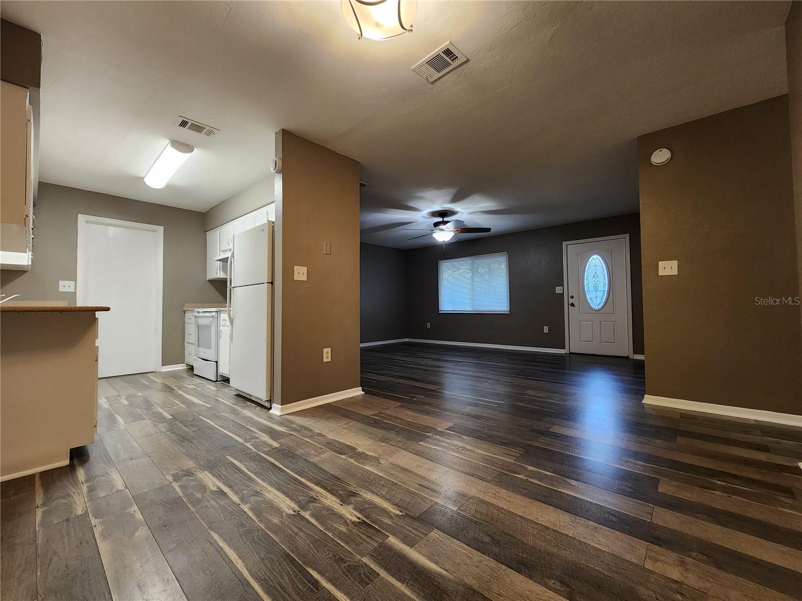 Image 3 of 11 For 17184 240th Terrace