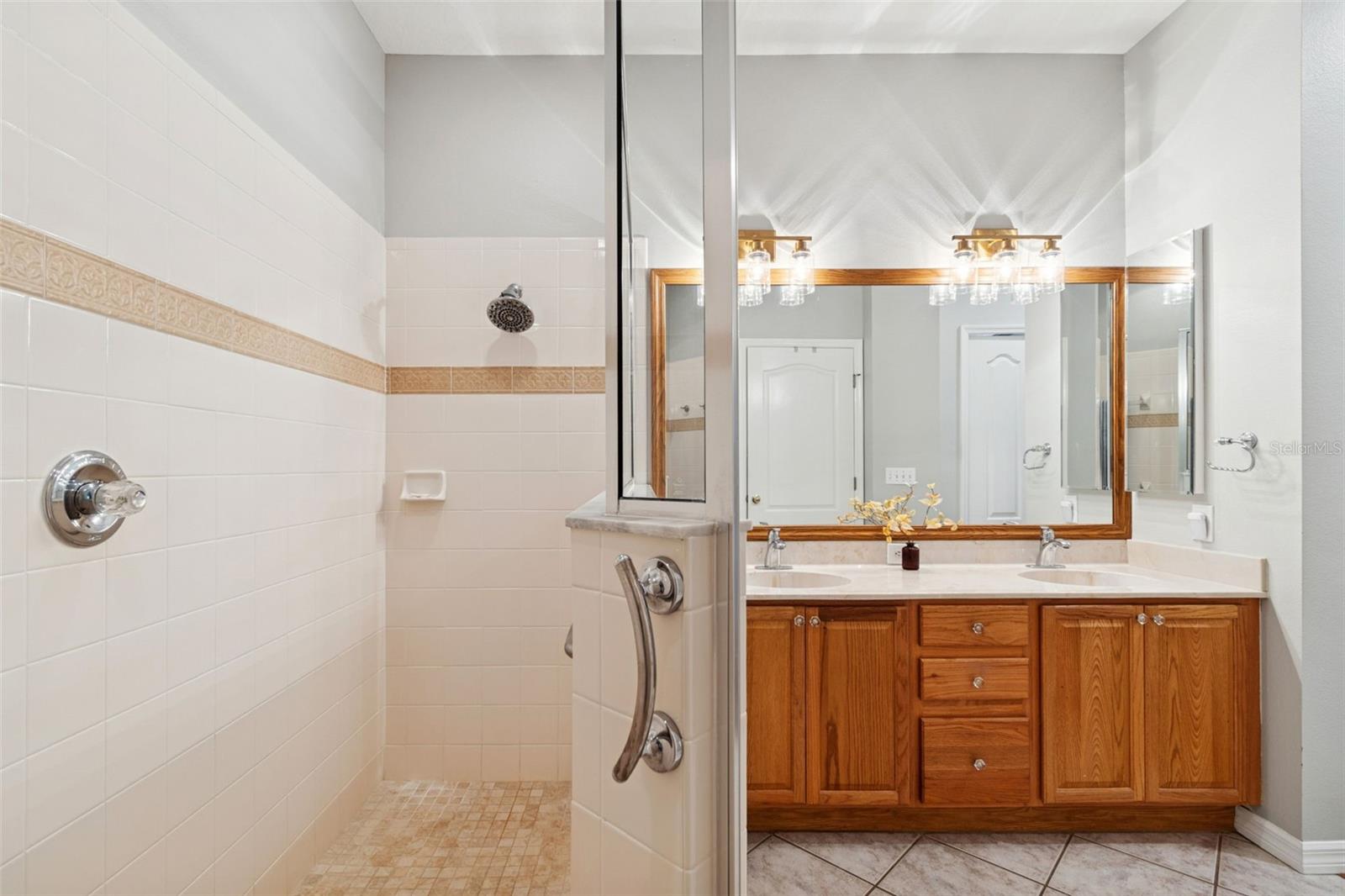 Image 11 of 65 For 19128 Lake Audubon Drive