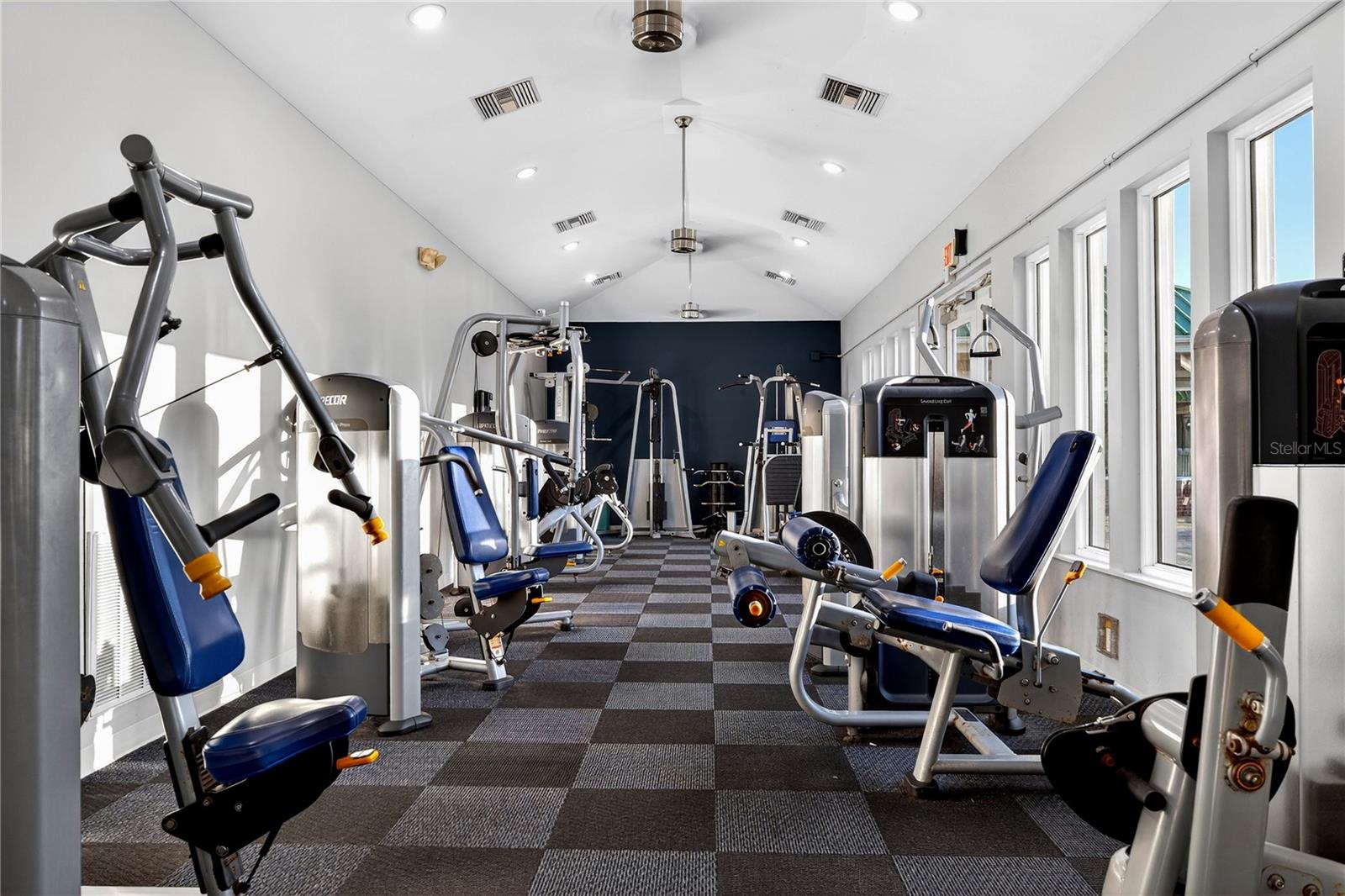 Image 45 of 65 For 19128 Lake Audubon Drive