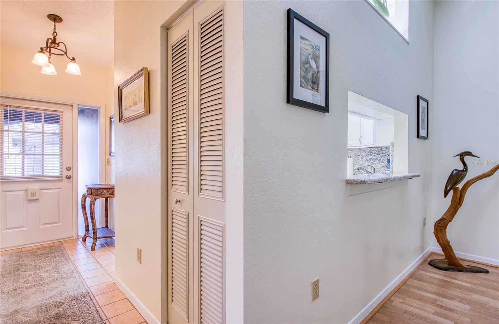 Listing photo id 12 for 3180 Charter Club Drive B